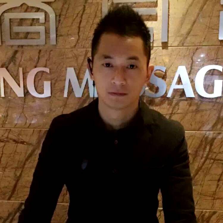 我姓梁心善良的照片