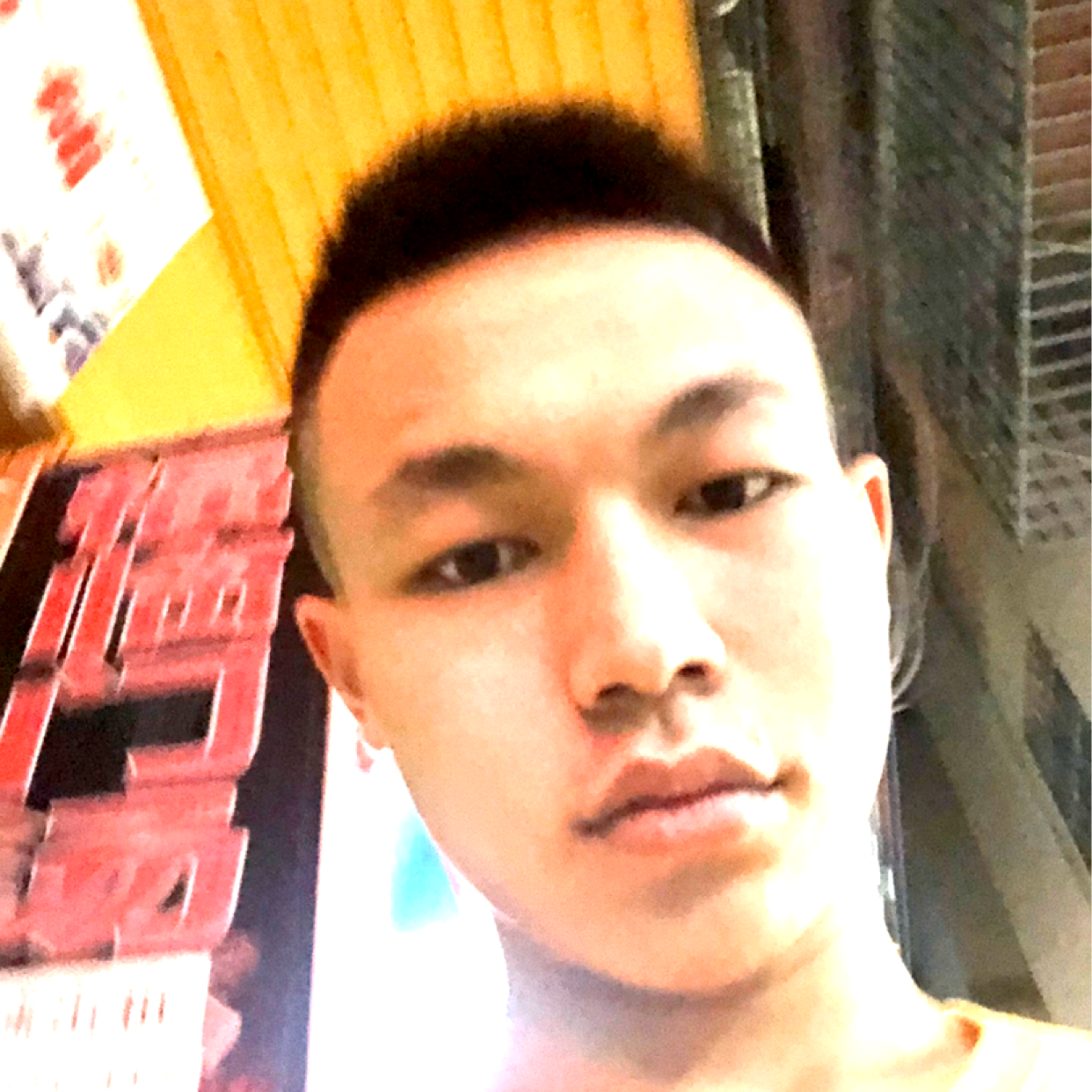 lonely，的照片