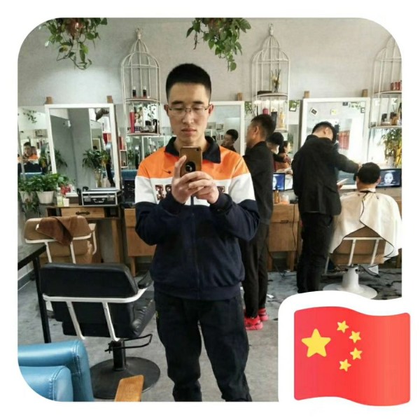 落寞深拥冬日的照片