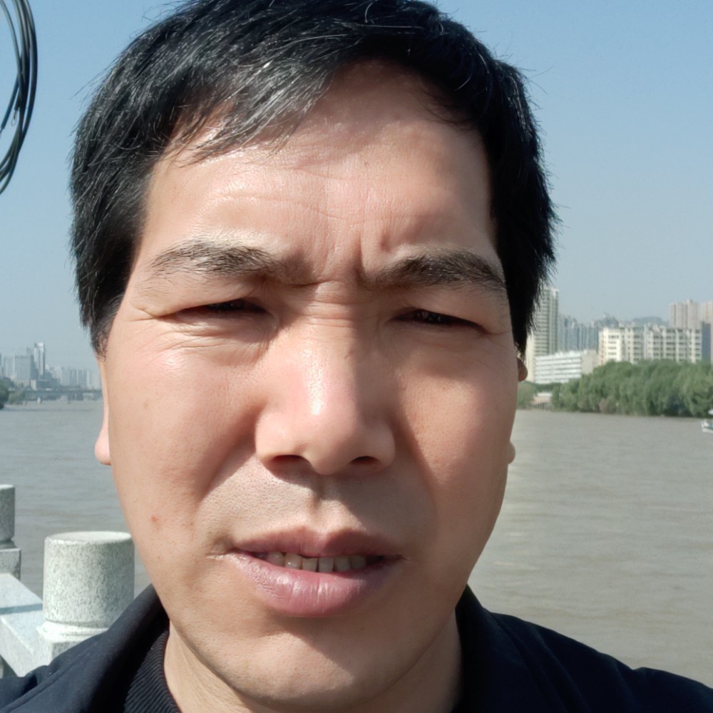 夜色喃呢的照片