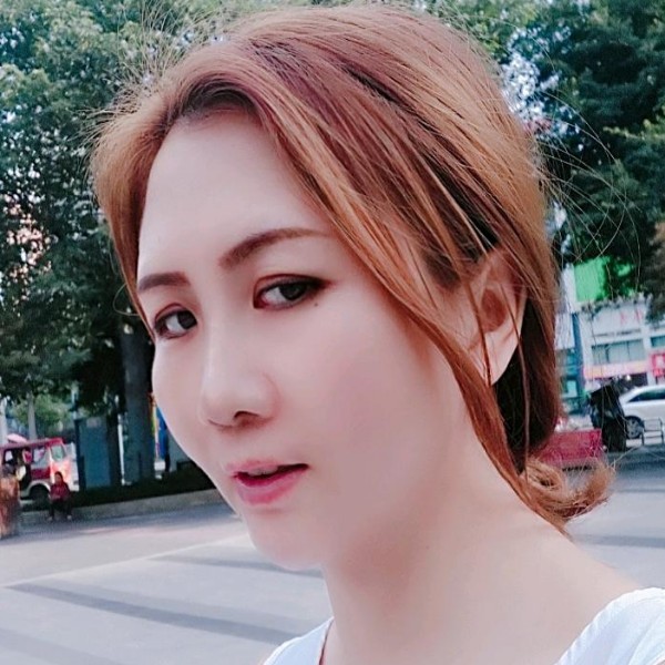 胡小胡的照片