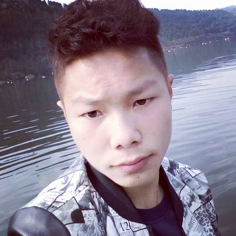 故事留给胡子的照片
