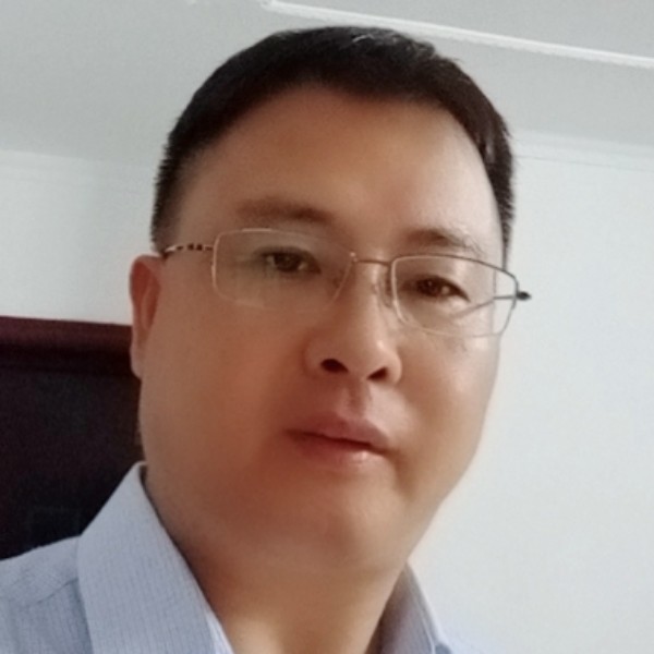 向右的照片