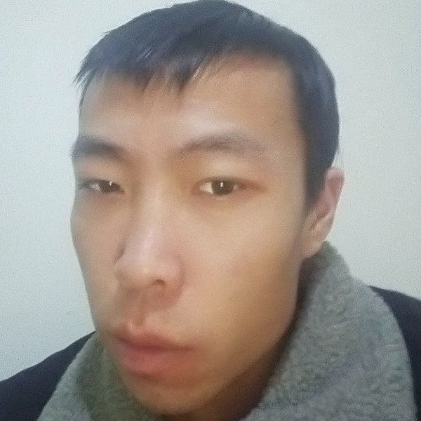 小鸭子的犹豫的照片