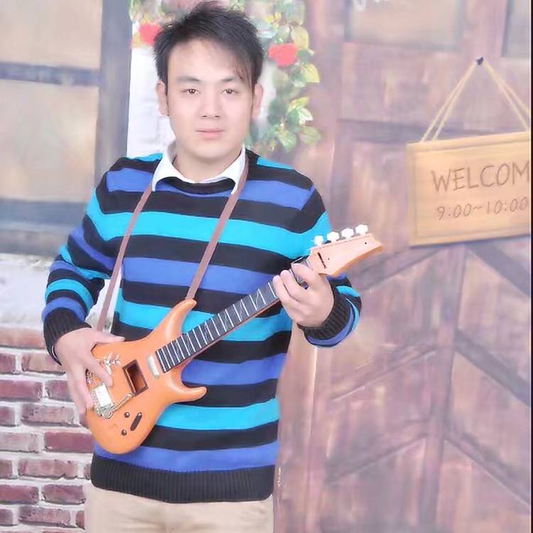 冷静爱恋香烟的照片