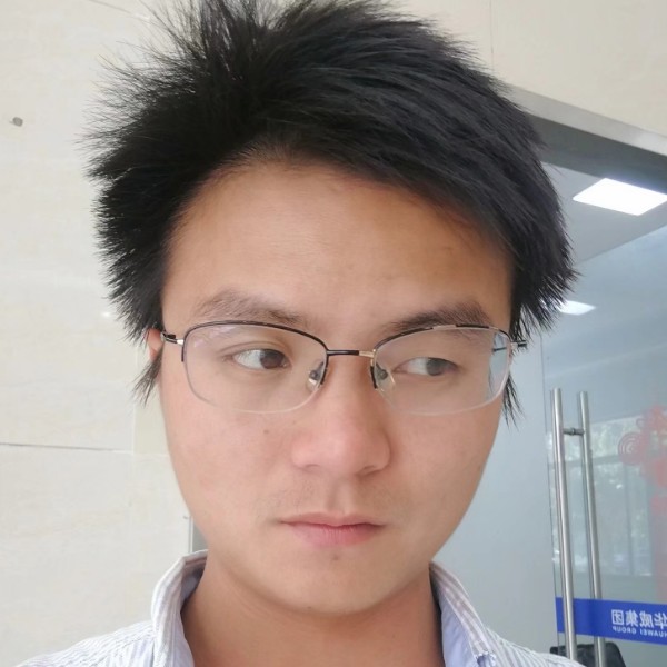 烟尘慢行的照片