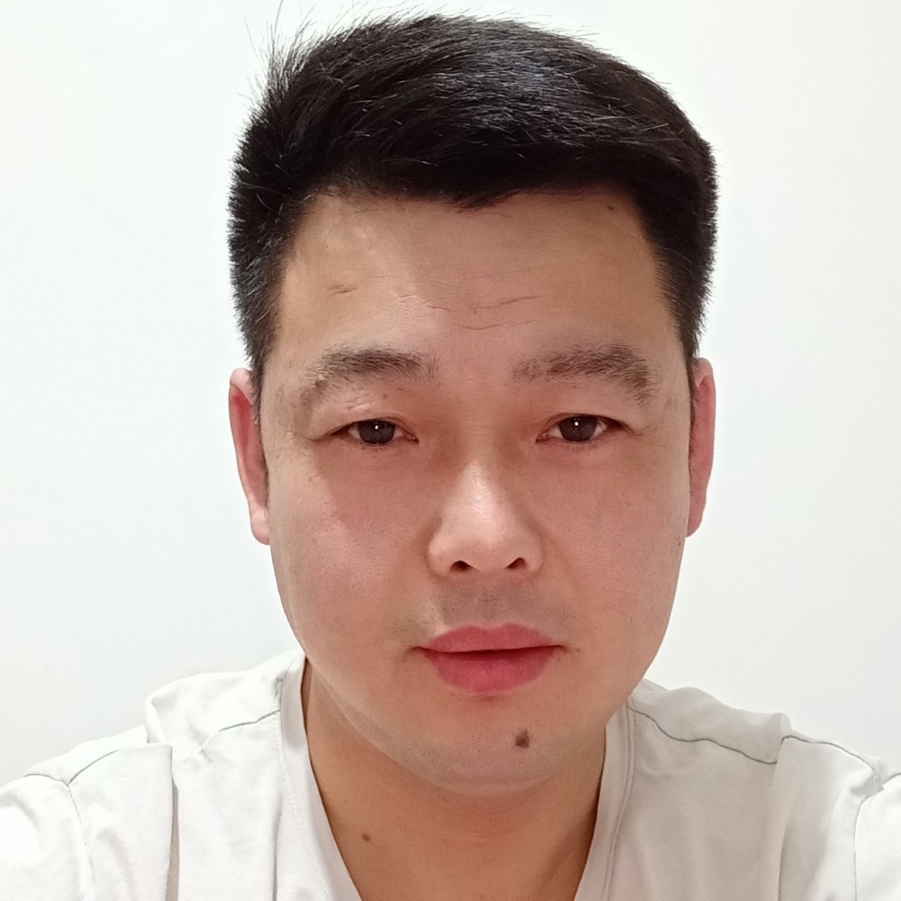 石头微笑的照片