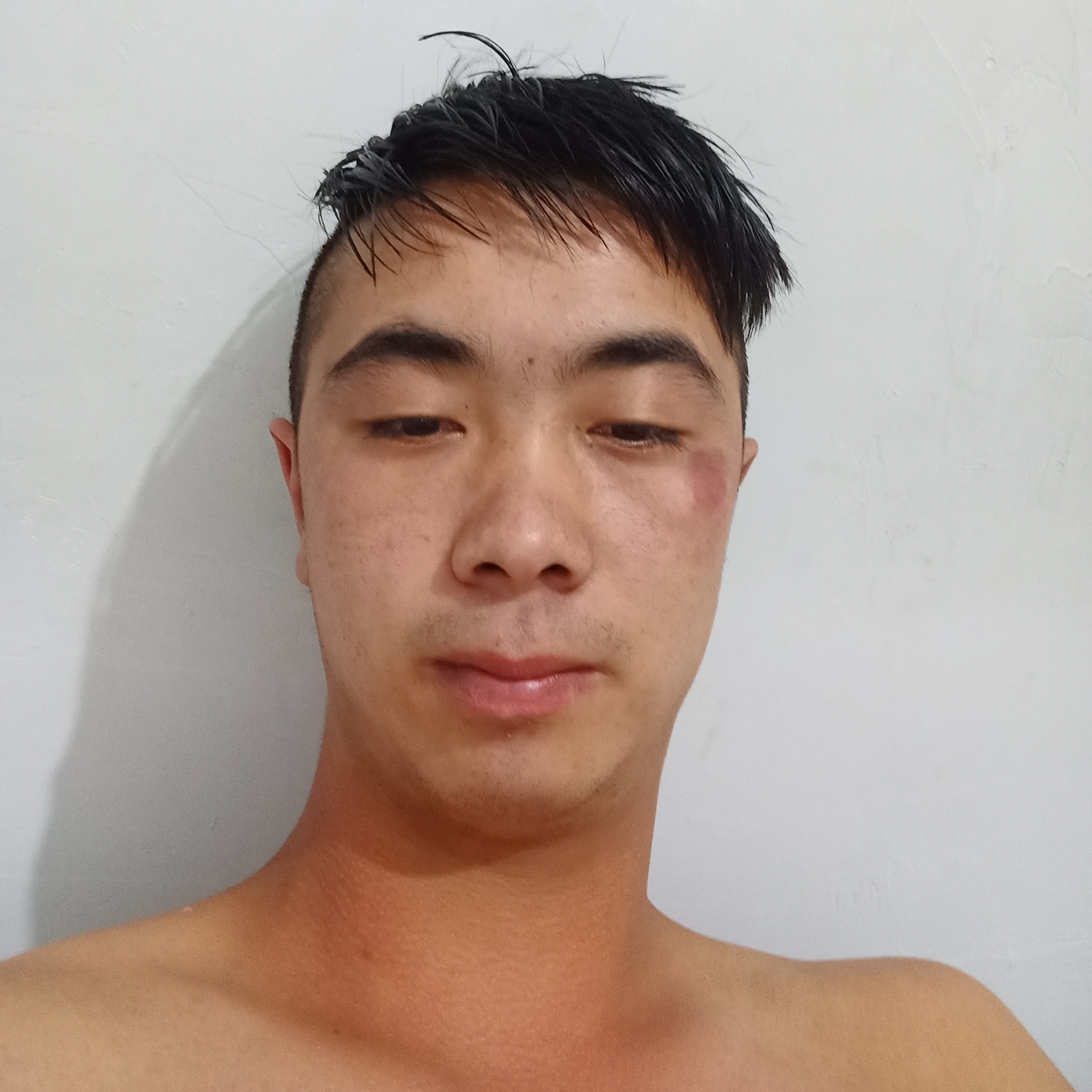 豆芽吃醋笑点低的照片