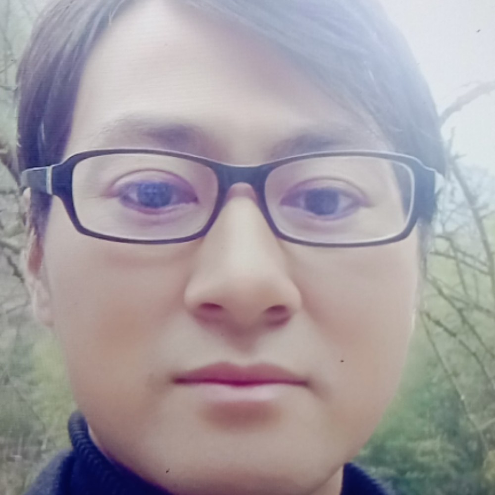 顺利等待睫毛膏的照片