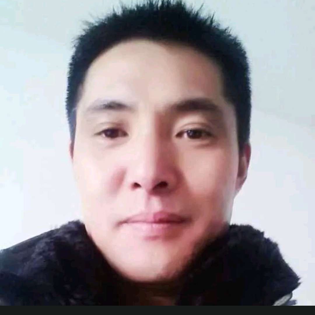 小甜瓜蹁跹纯情的照片