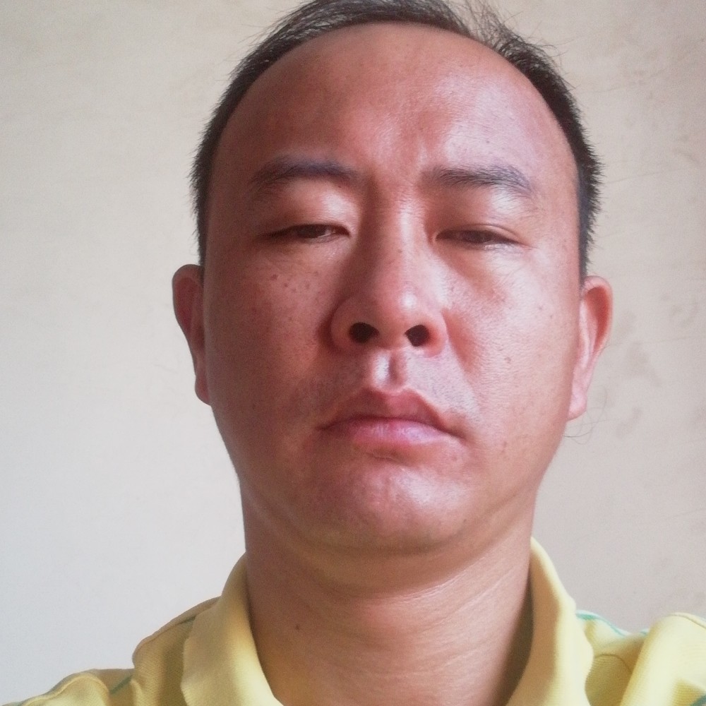 青衣沉静的照片