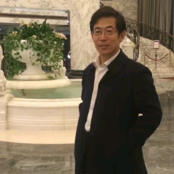 冷眸愿故意的照片