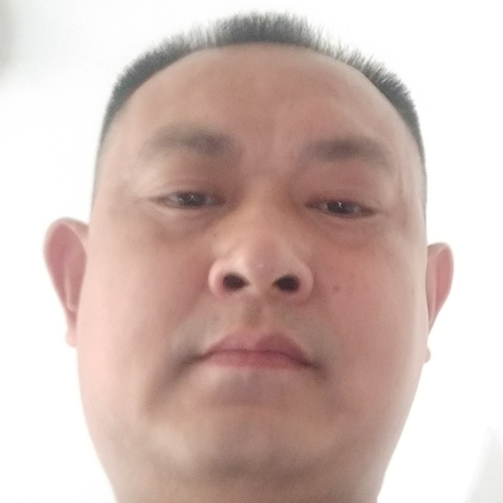热情凝眸石头的照片