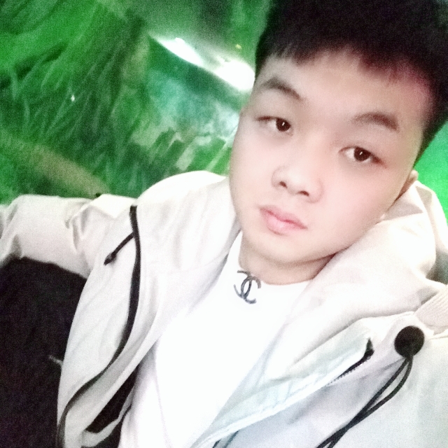 等待，未来的她的照片