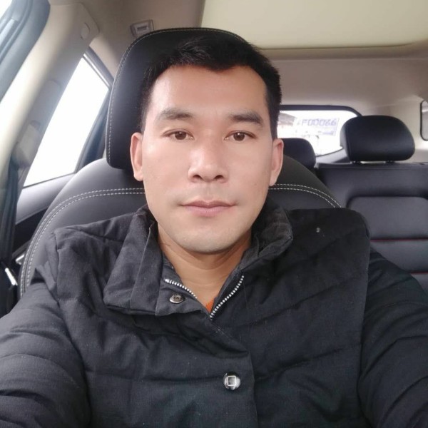 滴血红尘的照片