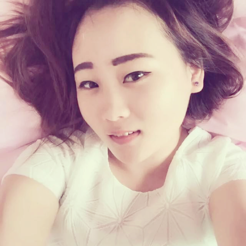毛衣勤恳的照片