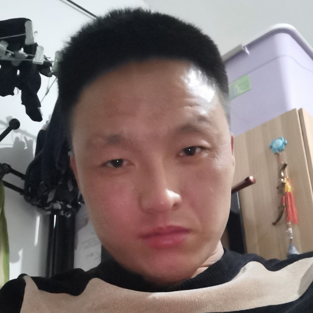 冷酷泪了旧颜的照片