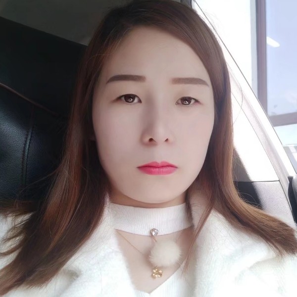 秦佳佳的照片