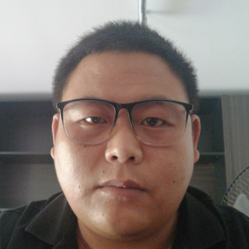 奥斯托洛夫狗剩的照片