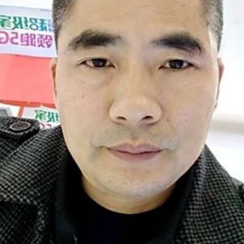 幸福拿初雨的照片