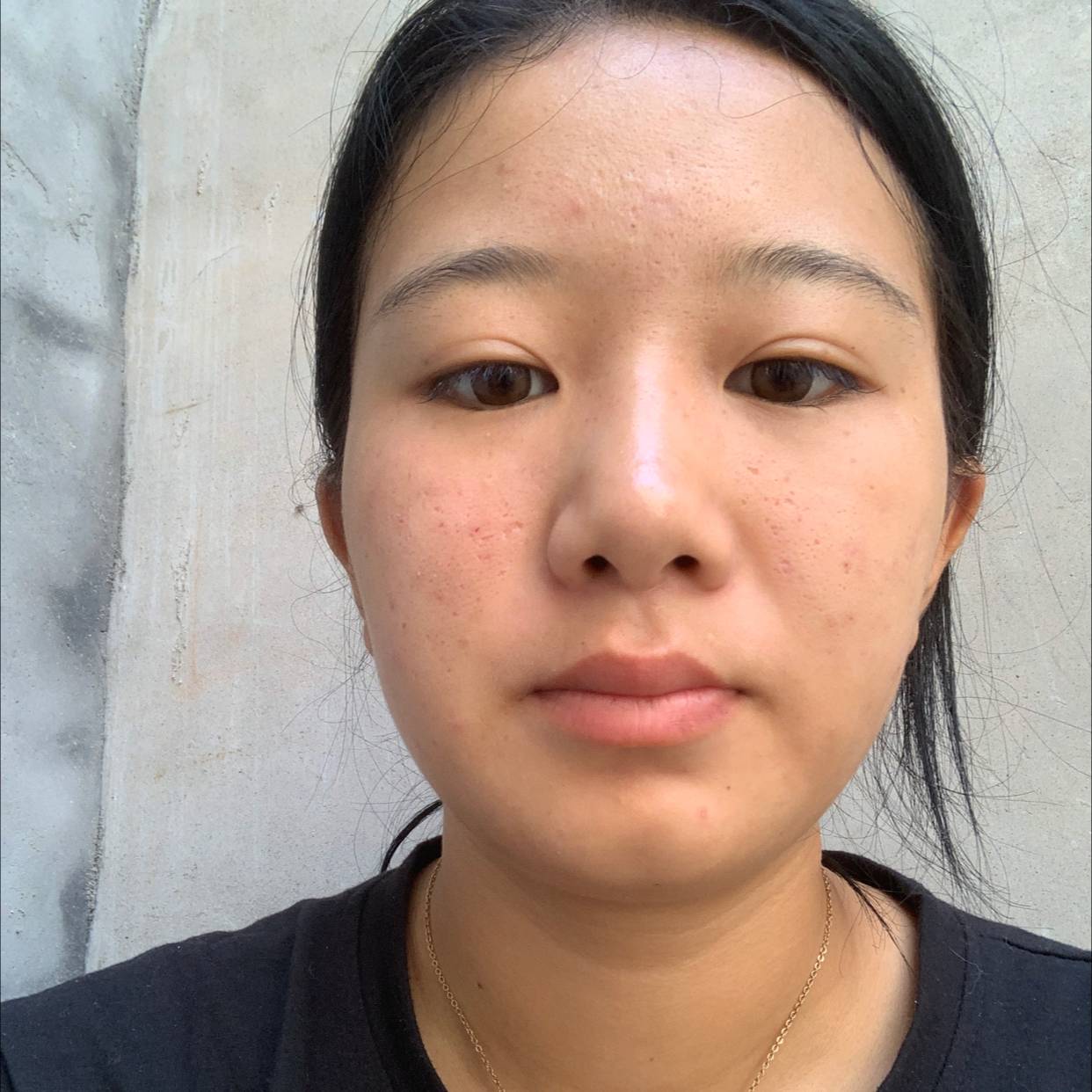 老师向小巧的照片