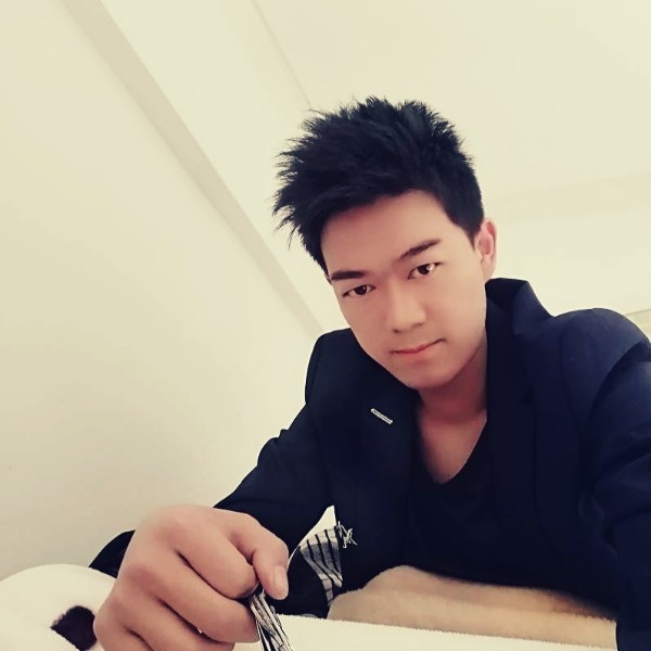 君阳的照片