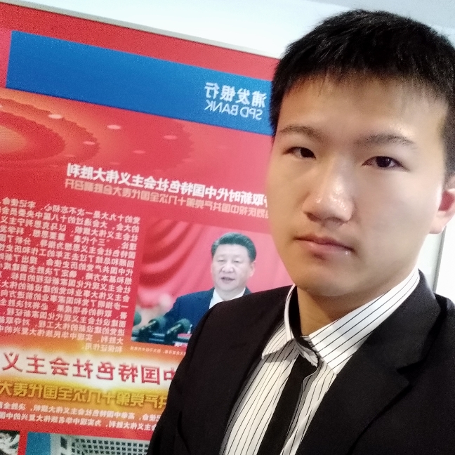MAC队员的照片