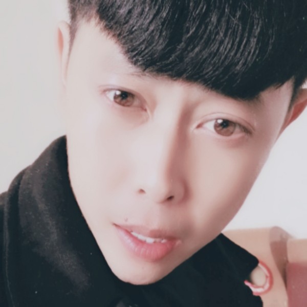 明人不说暗话哎的照片