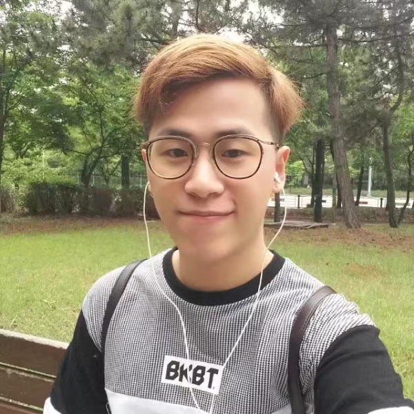 小丑c的照片