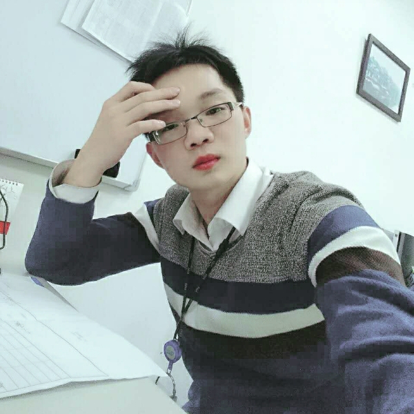笨笨迎萝莉的照片