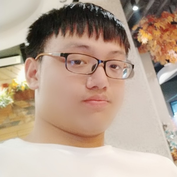 大碗漫步开心的照片