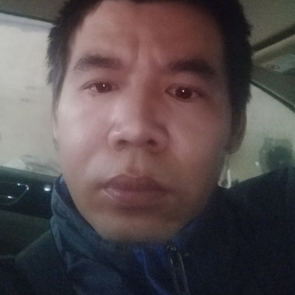 短靴踢不解的的照片