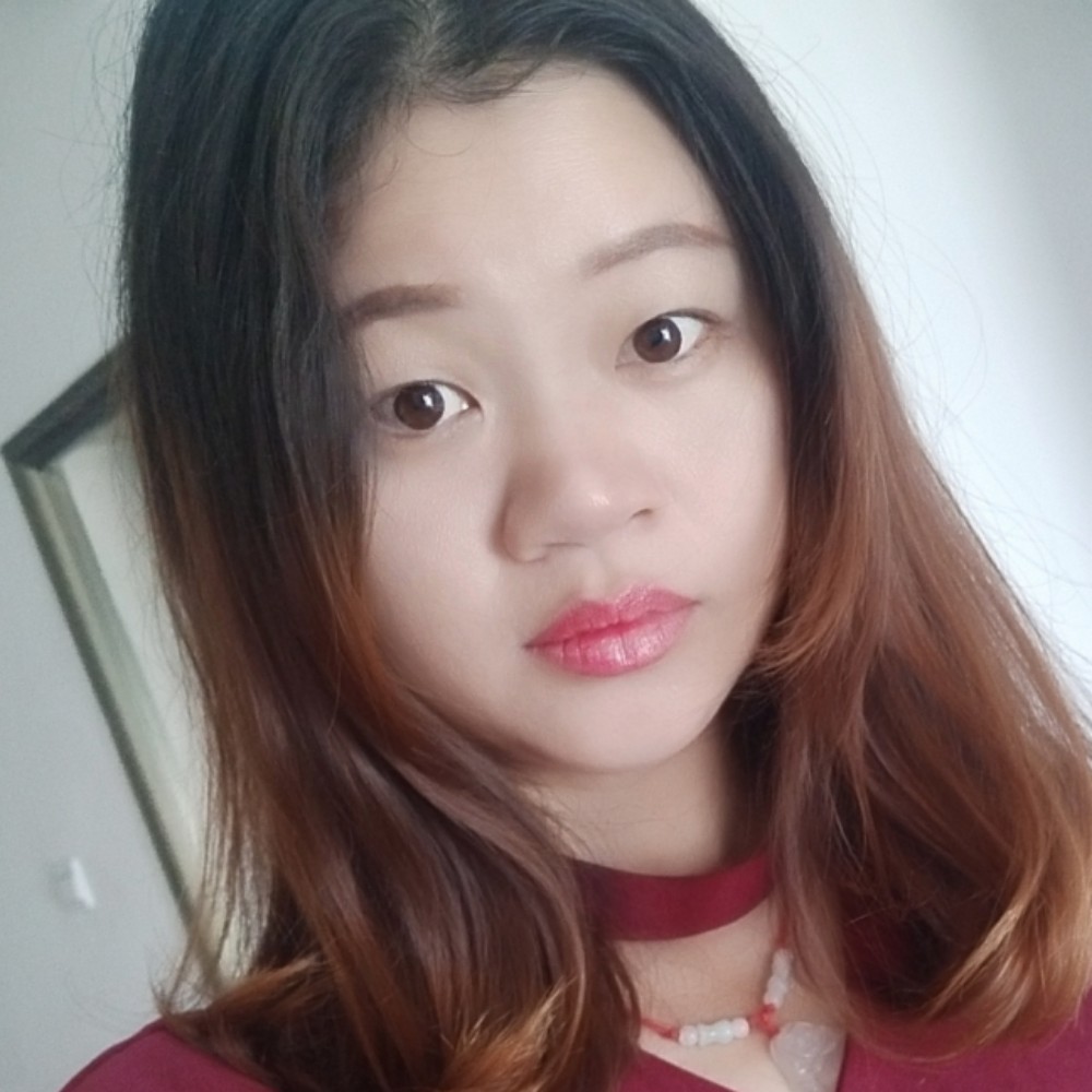 简臻湫的照片