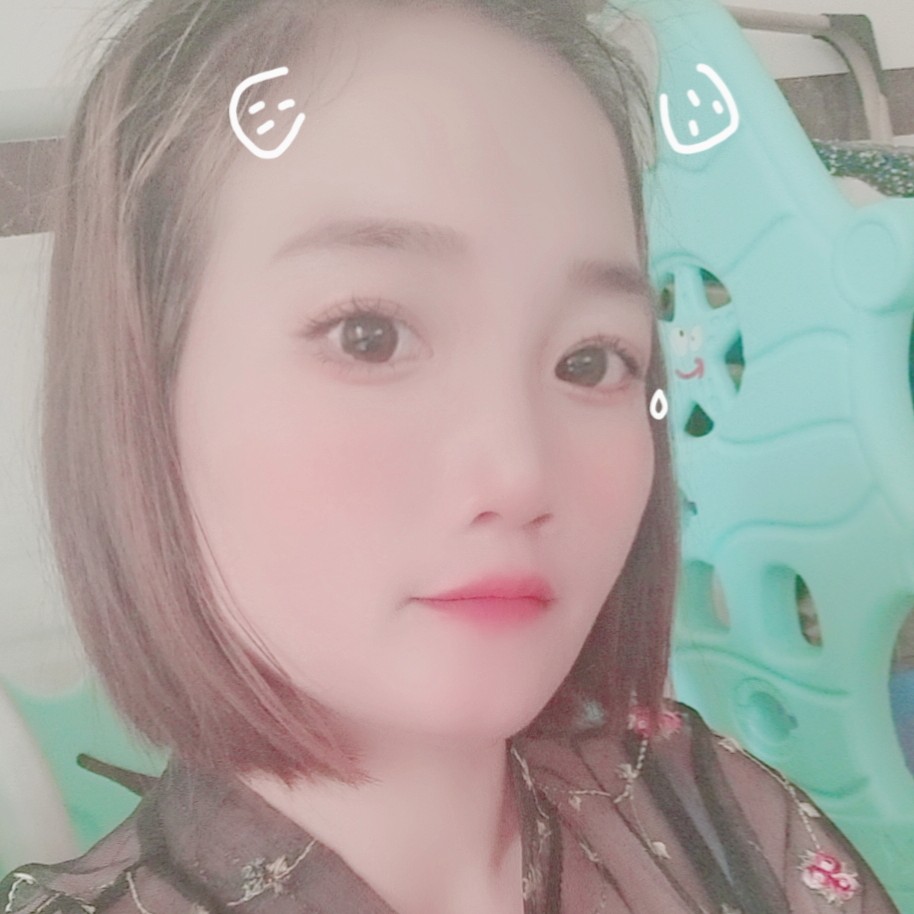 心情帅气小二的照片