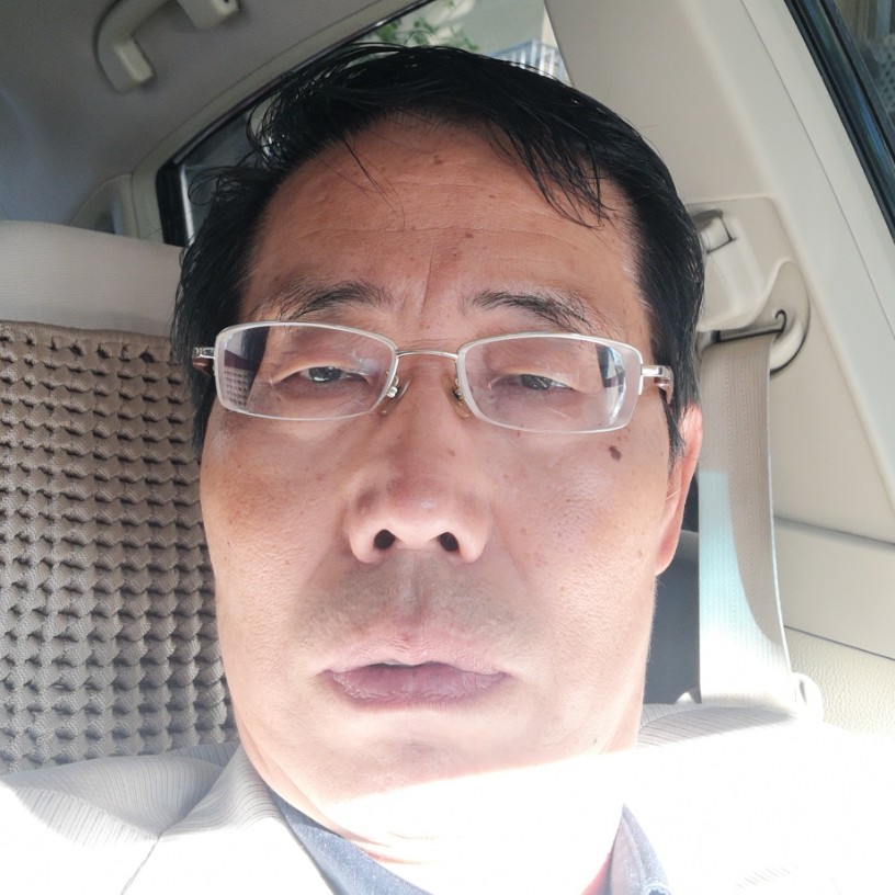 无奈浅吻森槿的照片