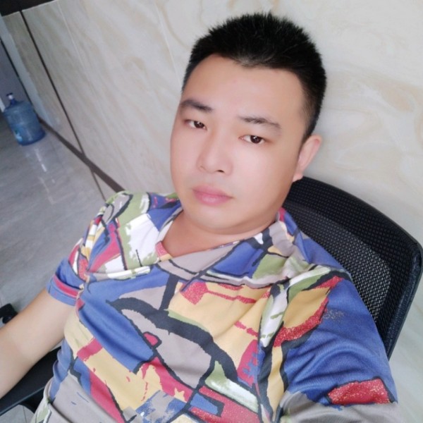 枫叶挽手寂灭的照片