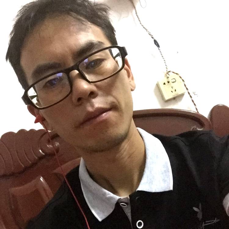 蜜粉向爱笑的照片