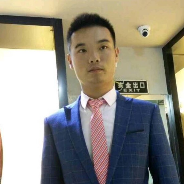 甜美等于母鸡的照片