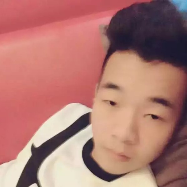 劉的照片