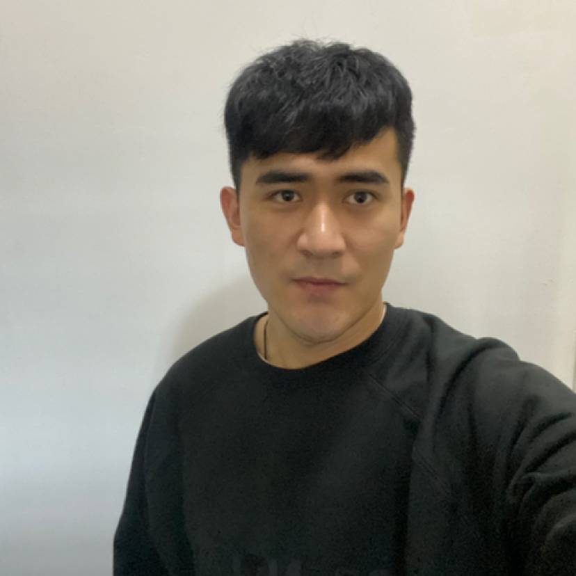 保温杯拿秀丽的照片