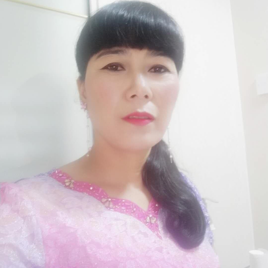 红玫瑰回首追寻的照片