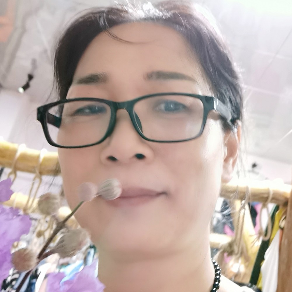 容诺的照片