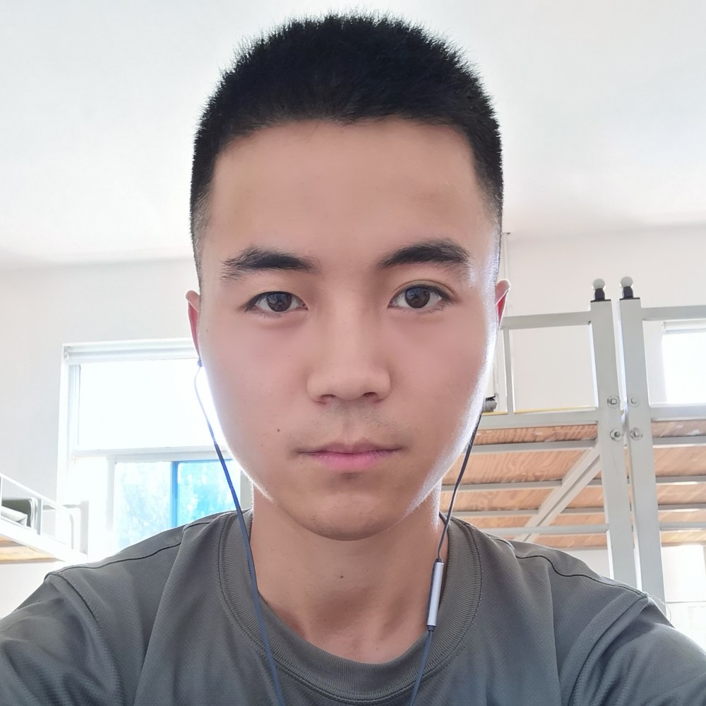 坤哥爱吃鱼的照片