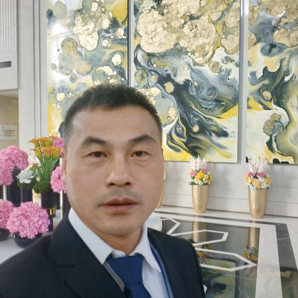 桑春的照片