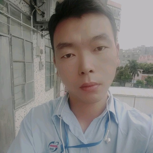 小虾米保卫体贴的照片