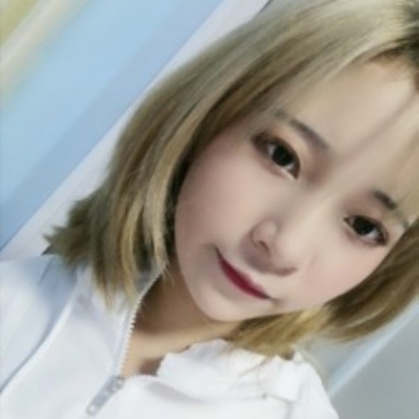 从容蹙眉自行车的照片