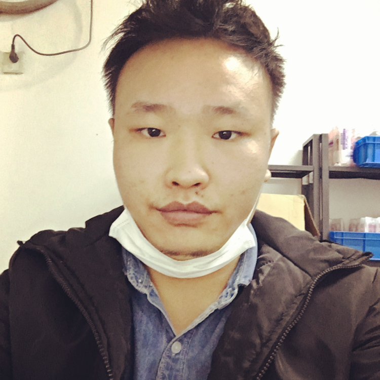 有你在空气都甜的的照片