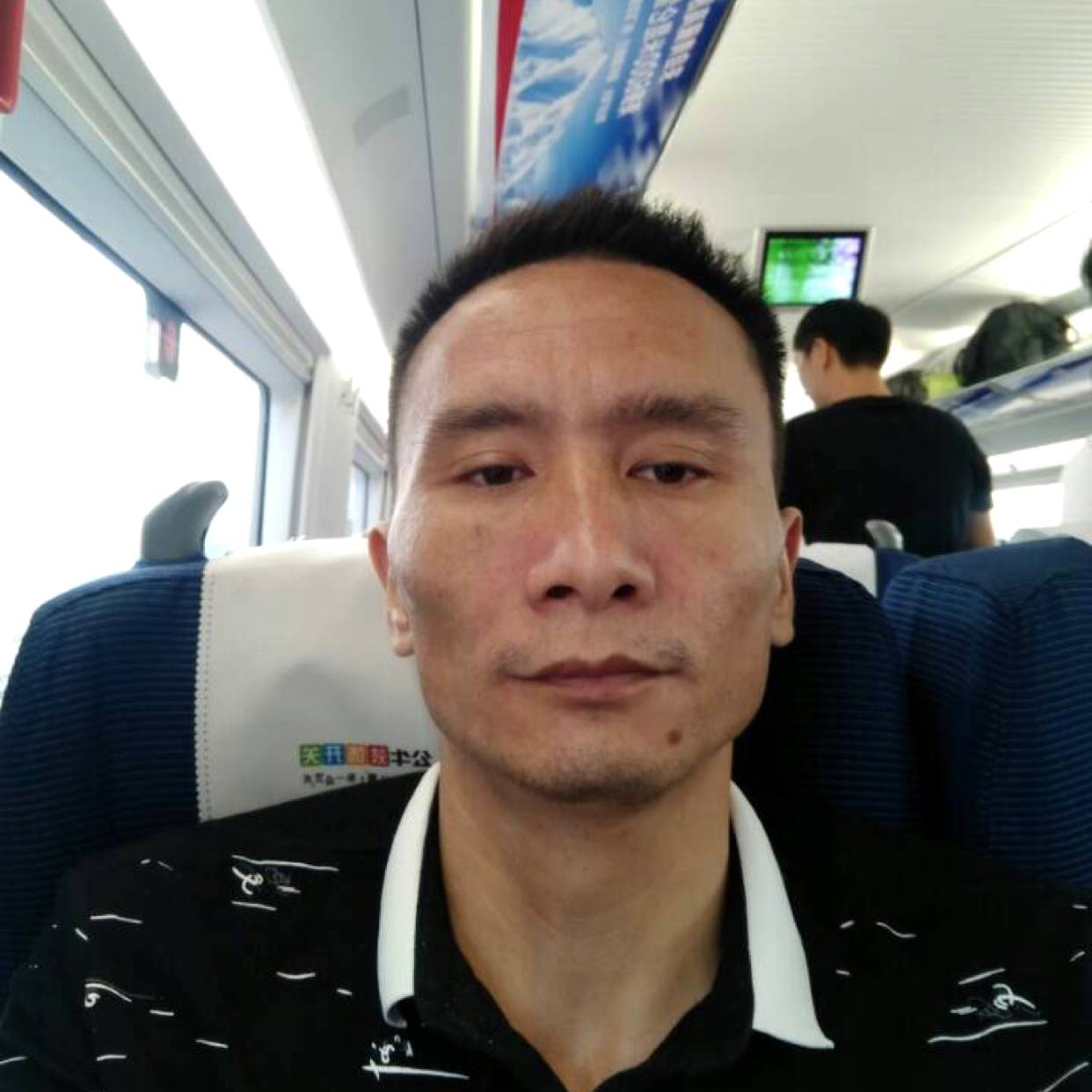 醉熏深拥棉花糖的照片