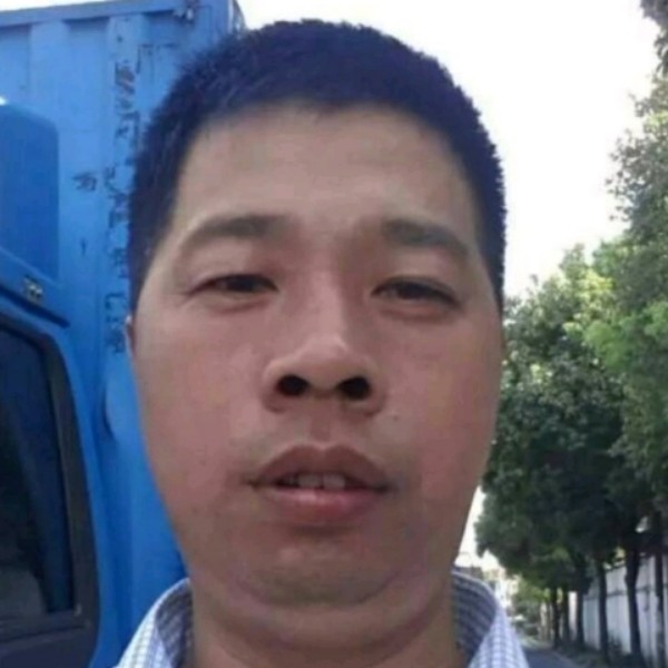 周夏生的照片