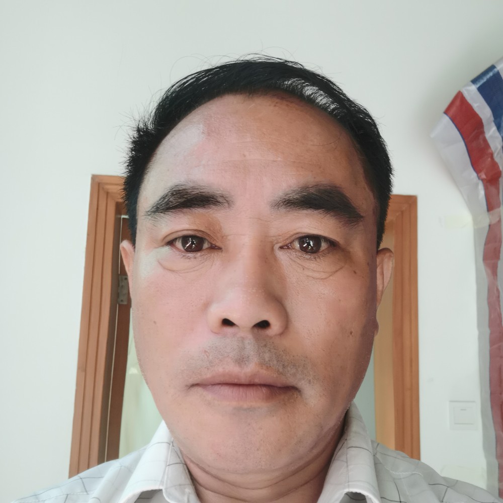 甜甜爱樱桃的照片